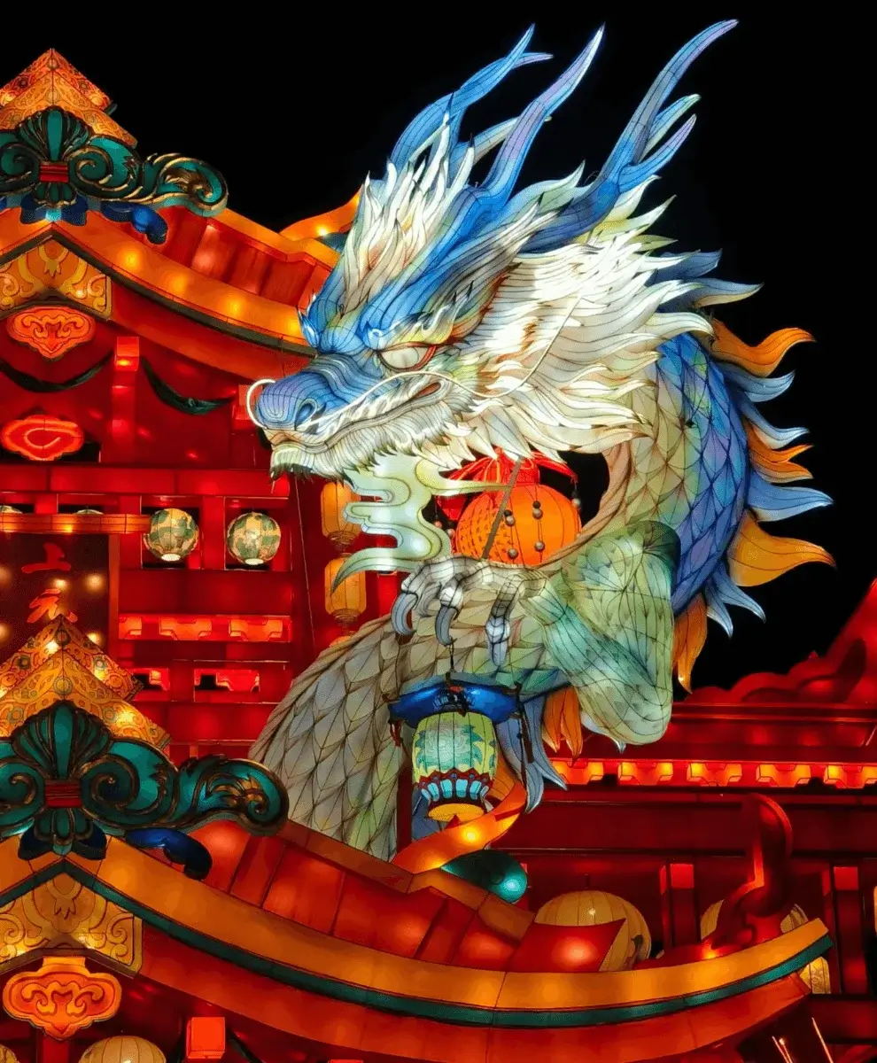 animatronic dragon display for story driven night event