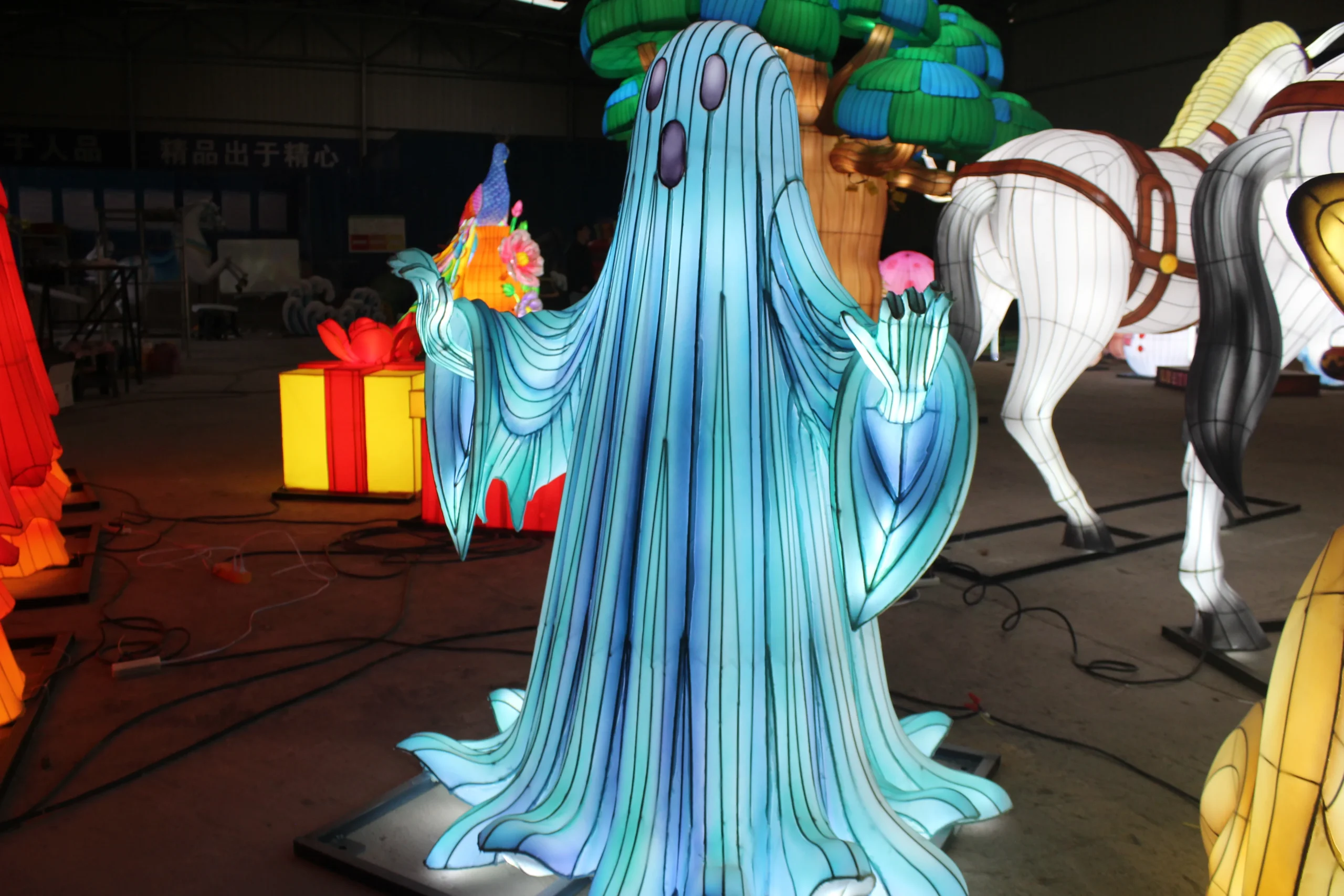 halloween ghost lanterns